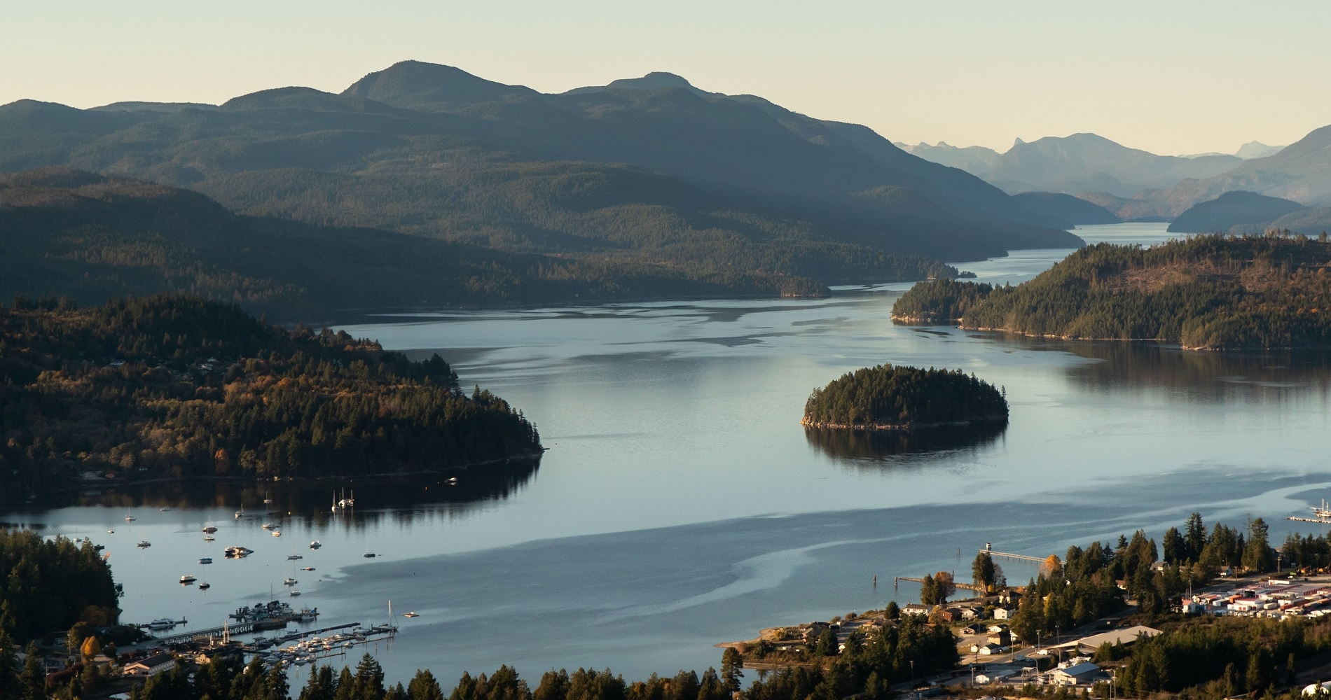 A golden hour scenic flight with Fly Coastal over Sechelt | 